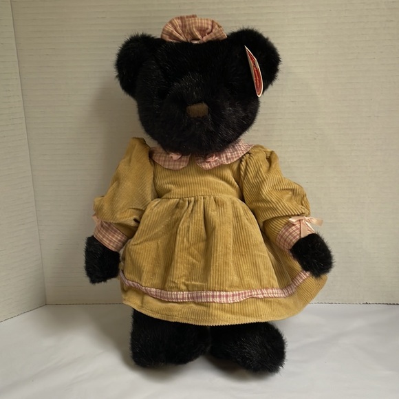 SKM Entreprises black teddy bear plush with corduroy dress vintage collectable. - Picture 10 of 12